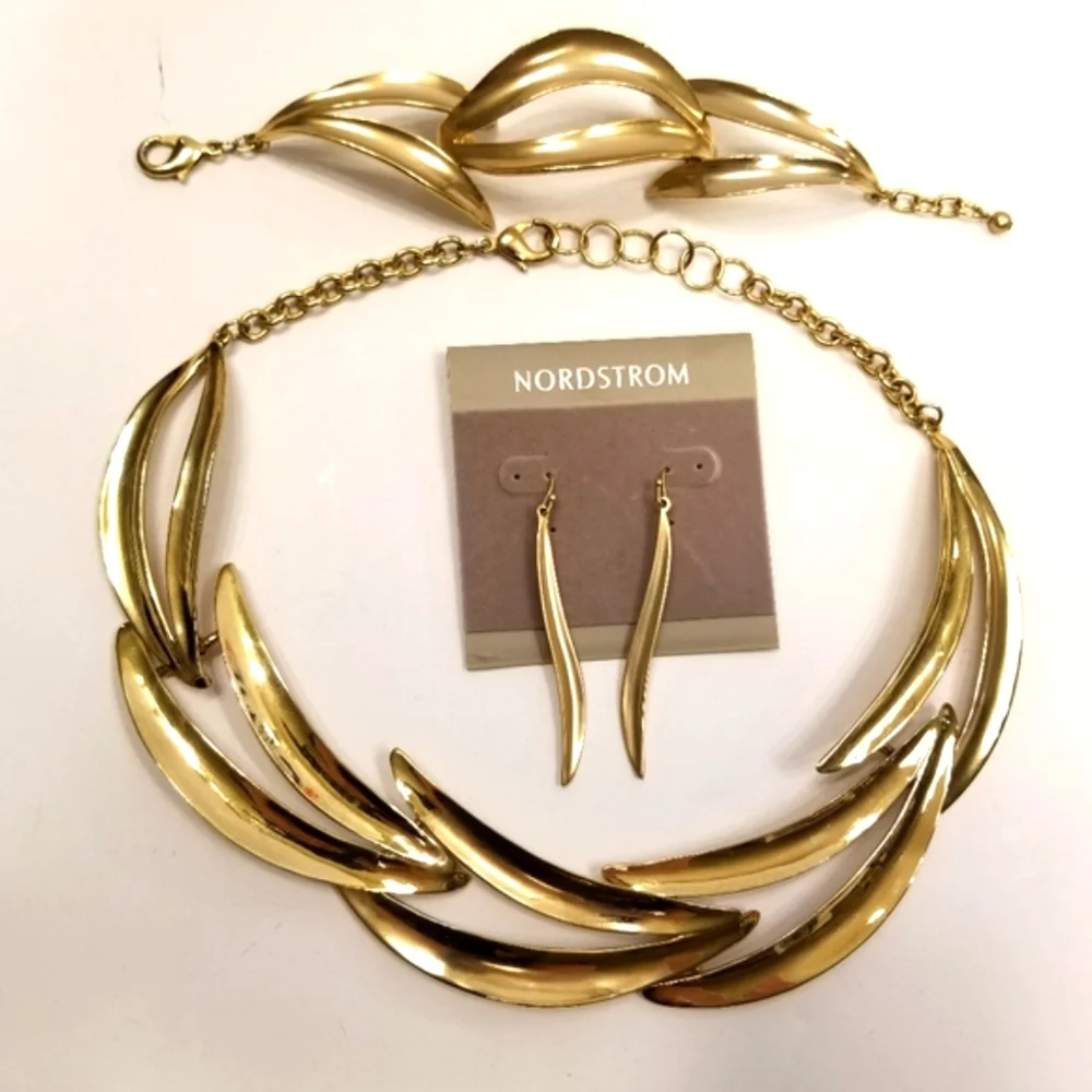 W33 RARE New Nordstrom brushed gold Forge Ahead Wavy Cuff flexible cuff bracelet - Picture 4 of 9